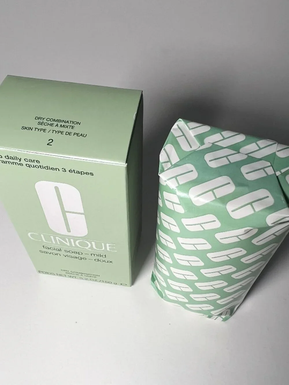 LOT of 3 Clinique Facial Bar Soap MILD Dry Combination Skin Full Size 5.2 oz